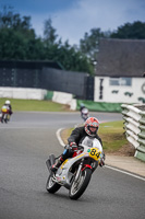 Vintage-motorcycle-club;eventdigitalimages;mallory-park;mallory-park-trackday-photographs;no-limits-trackdays;peter-wileman-photography;trackday-digital-images;trackday-photos;vmcc-festival-1000-bikes-photographs
